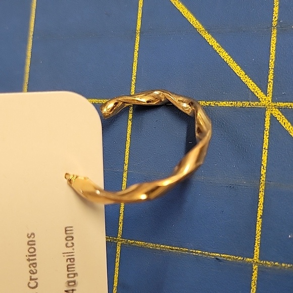 Twisted Gold Tone 1" Hoop Earrings - Picture 2 of 2